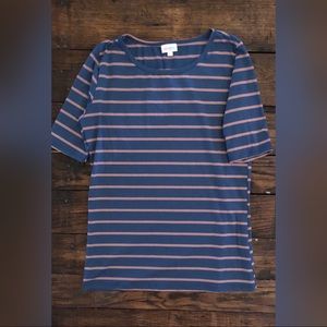 Women’s LuLaRoe Fitted Top, Size L